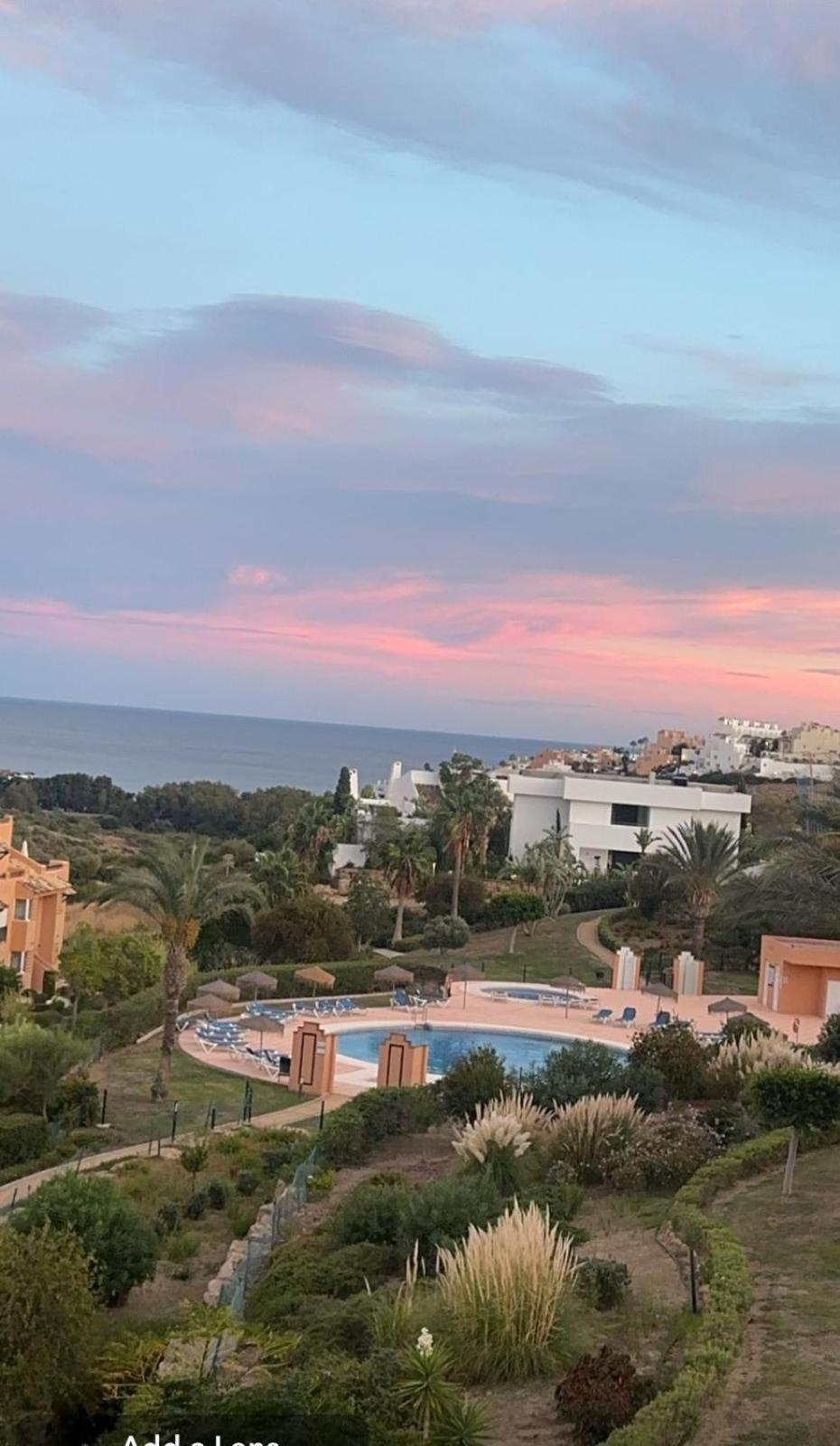 2 Bedroom Penthouse With A Private 360 Rooftop Terrace With Sea And Mountain Views * Bahia de Casares